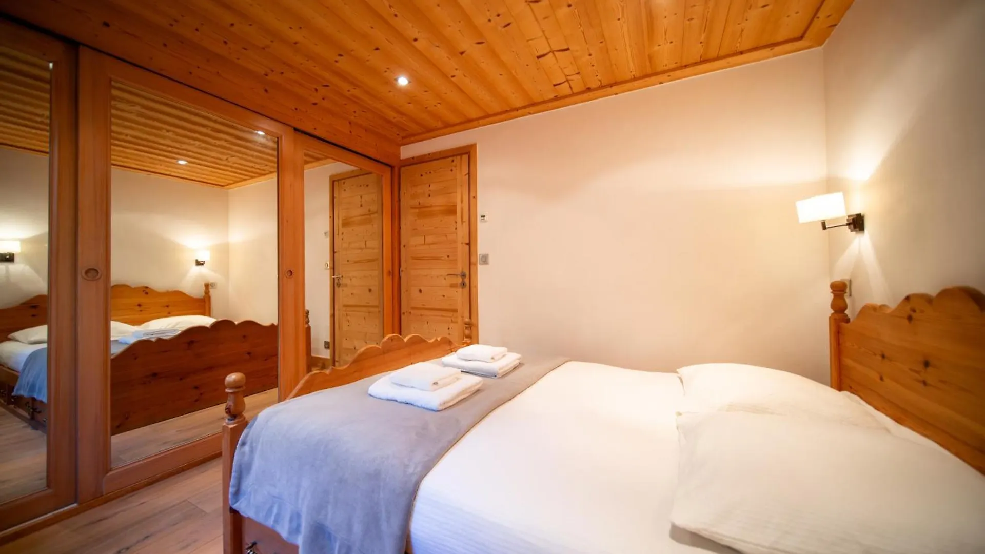 Appartement De Prestige Dans Chalet Novalsia A Meribel Avec Sauna